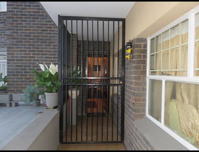 3 BEDROOM FLAT SOLD IN SUNNYSIDE